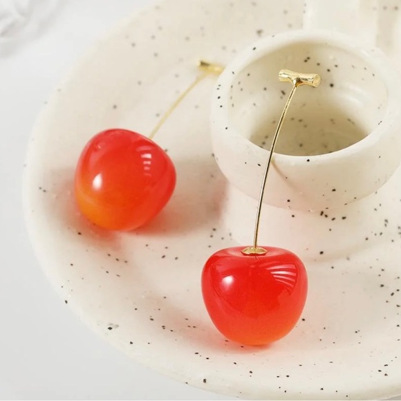 ◾️Ombre Cherry Drop Earrings - Picture 4 of 12